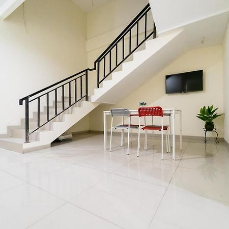 Koolkost Near Universitas Tarumanegara Jakarta Ngoại thất bức ảnh