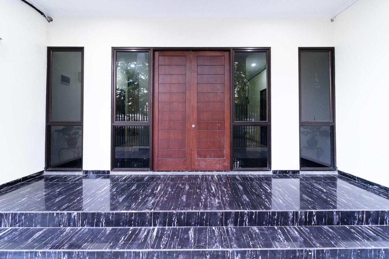 Koolkost Near Universitas Tarumanegara Jakarta Ngoại thất bức ảnh