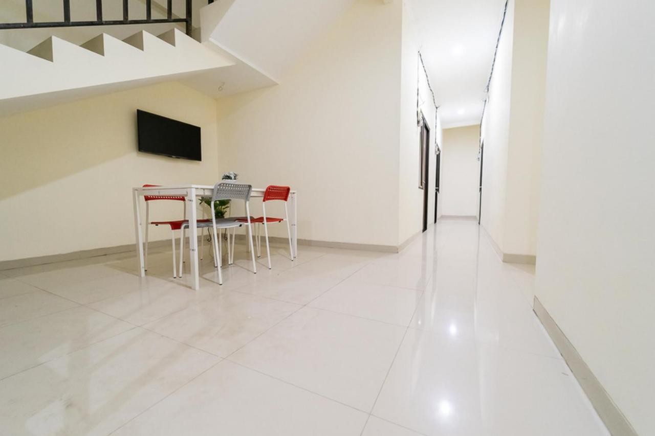 Koolkost Near Universitas Tarumanegara Jakarta Ngoại thất bức ảnh